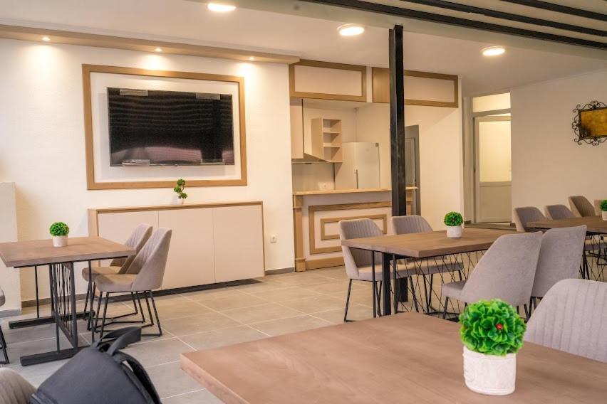 Bed and Breakfast Fenix Gewgelija Zewnętrze zdjęcie